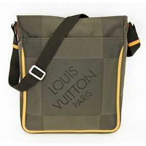 Louis Vuitton Jean Companion Damier Tail